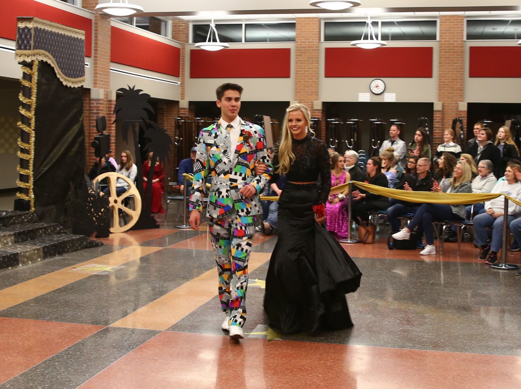 MC Prom 2018 (56).JPG
